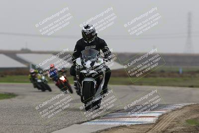 media/Nov-29-2025-TrackDaz (Sat) [[10ae2d9bce]]/C Group/Session 4 (Wheelie Bump)/